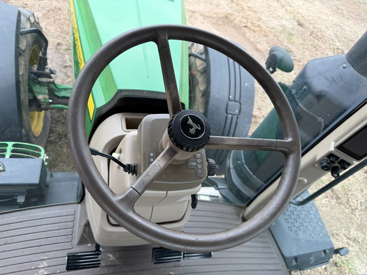 #38653-•-2017-john-deere-8270r-mfwd-tractor-image-55