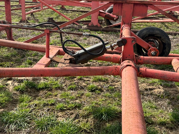 #38704-•-brandt-88-16'x50'-float-image-24