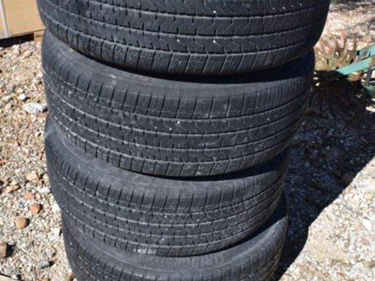 4---20"-tires-and-rims-image-1