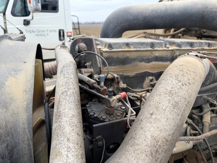 1996-international-9400-image-55