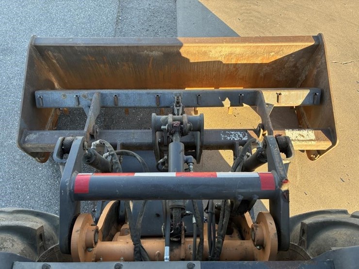 2016-case-570n-ep-image-22