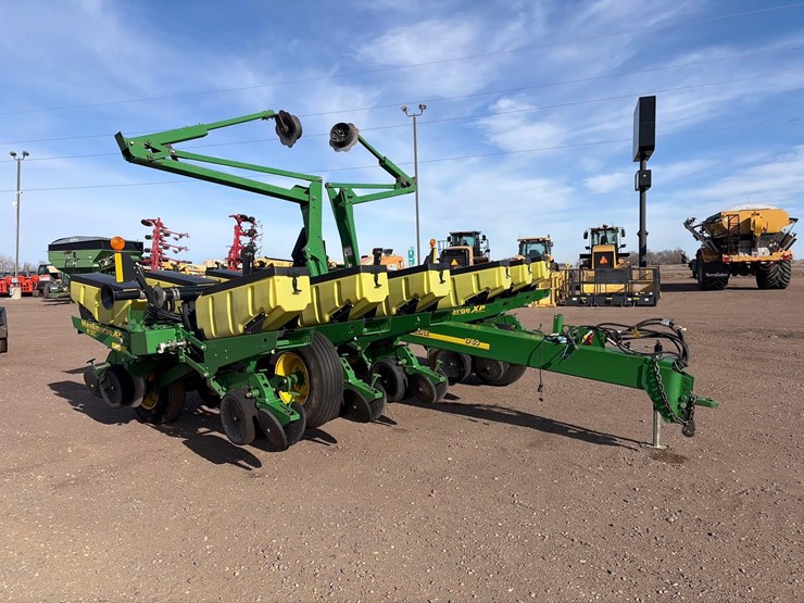 john-deere-1760-image-3
