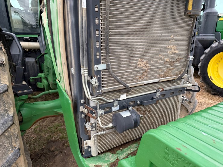 #38653-•-2017-john-deere-8270r-mfwd-tractor-image-49