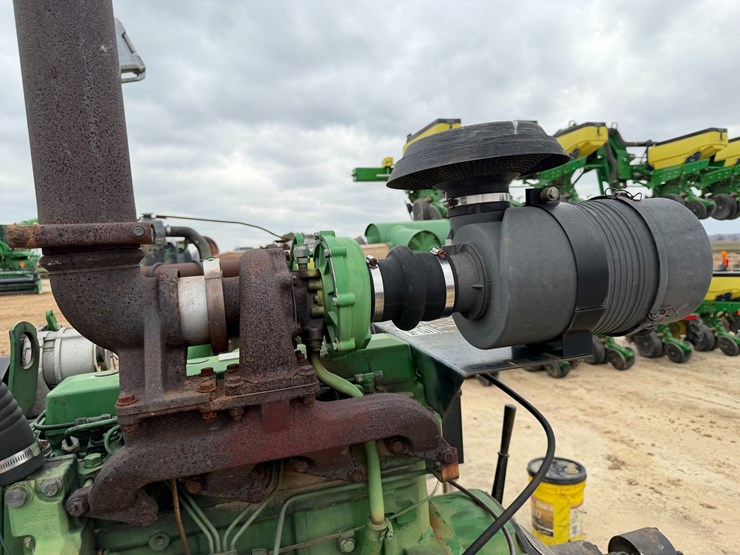 john-deere-4045t-image-19