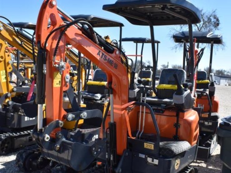 ats-me18-mini-excavator-(serial-#-2511145965xx)-image-1