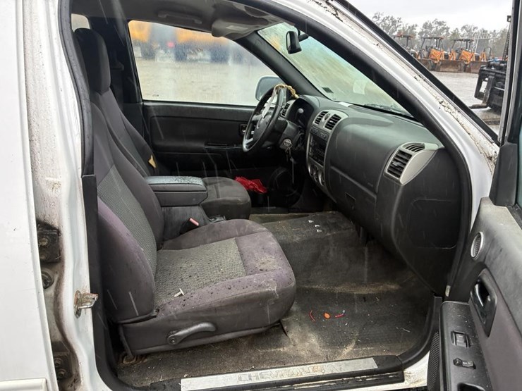 2012-chevrolet-colorado-image-10