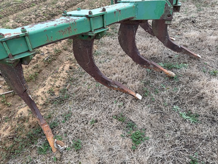 #38718-•-7-shank-chisel-plow-image-14