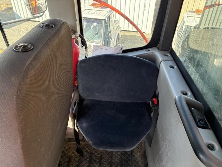 2018-volvo-a45g-image-32