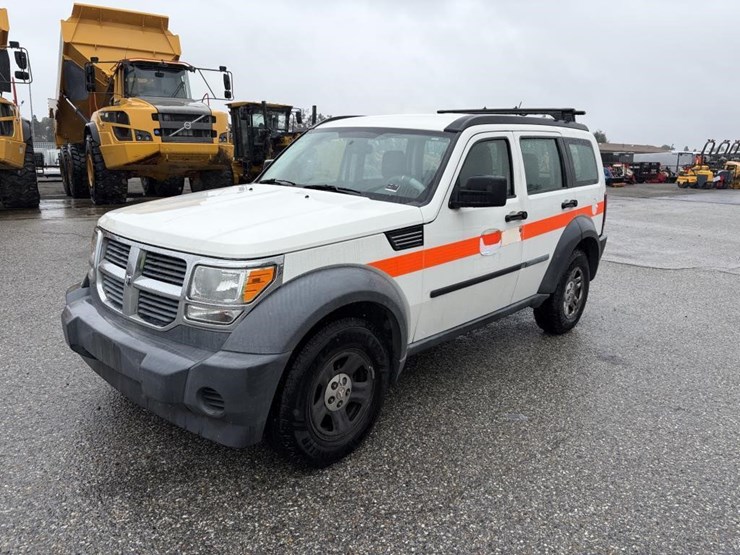 2008-dodge-nitro-image-1