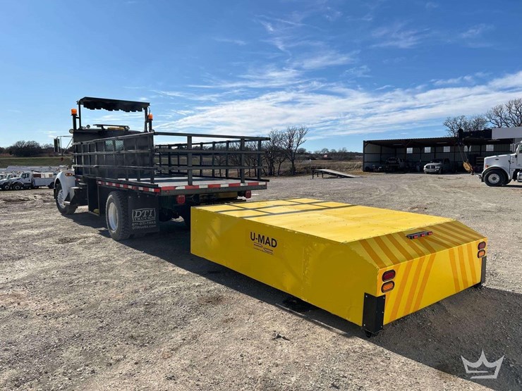 2002-kenworth-t300-image-4