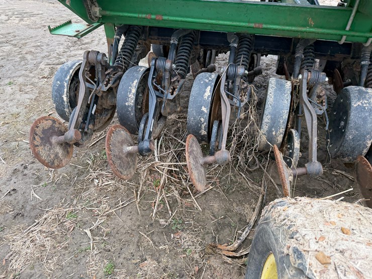 john-deere-1560-image-61