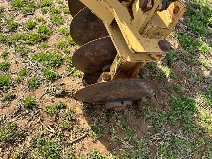 #38695-•-prime-1008-levee-plow-w/-w&a-894-levee-seeder-image-8