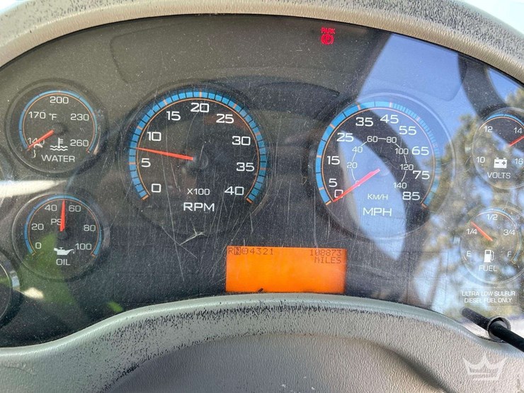 2010-international-durastar-4300-image-13