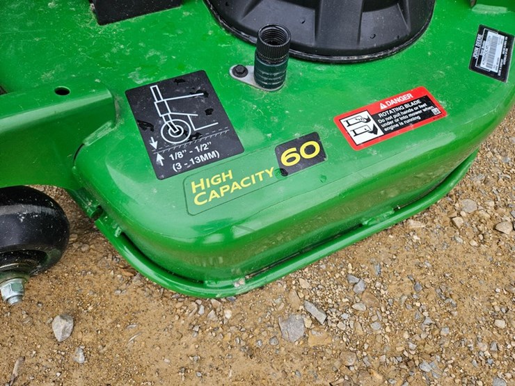 2023-john-deere-x758-image-9