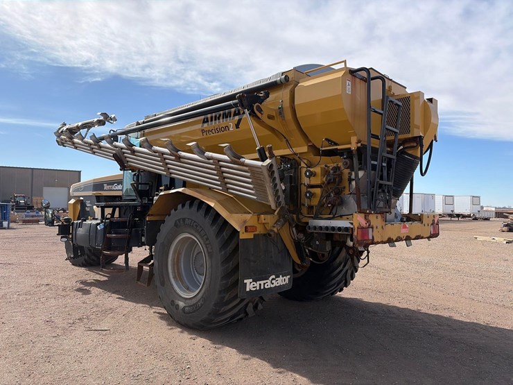 2016-agco-terragator-9300-image-4