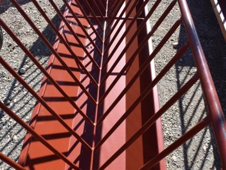 10'-sheep-and-goat-feeder-image-2