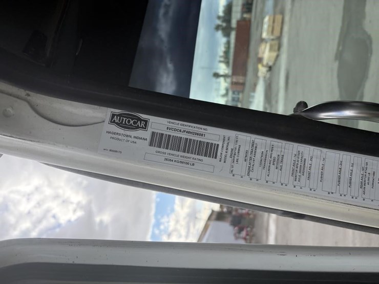 2008-autocar-wxr64-image-25