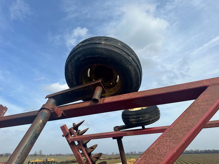 case-ih-490-image-11