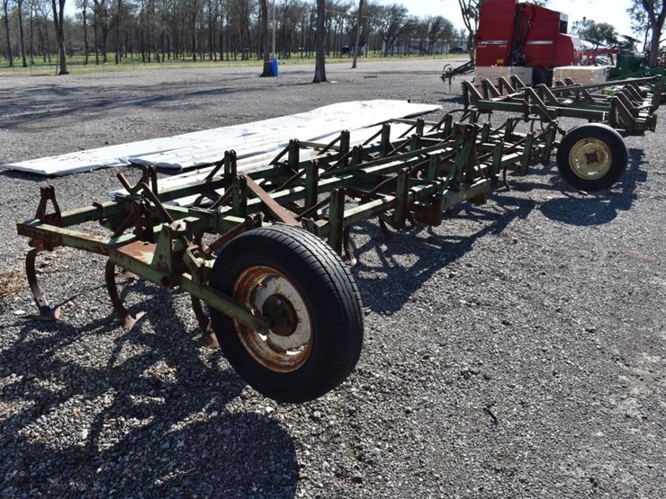 16'-jd-field-cultivator-3pt-image-1