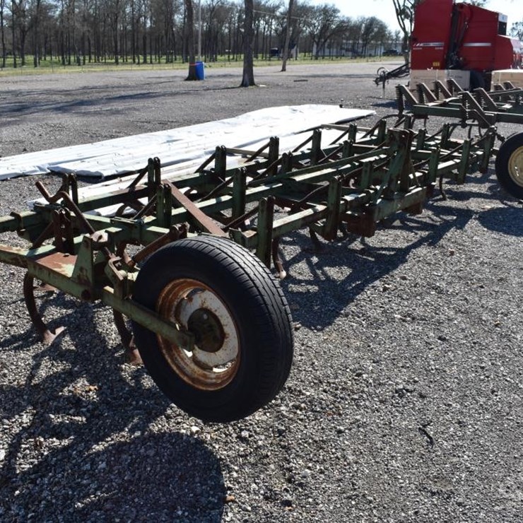 16' JD FIELD CULTIVATOR 3PT