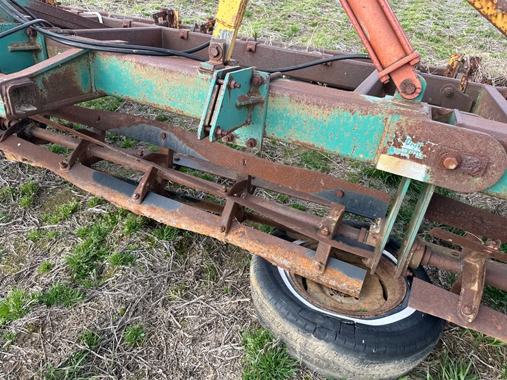 #38708-•-forrest-city-machine-works-26'-chopper-image-17