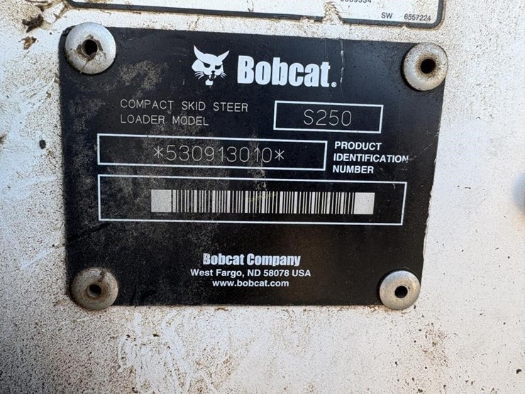 bobcat-s250-image-6
