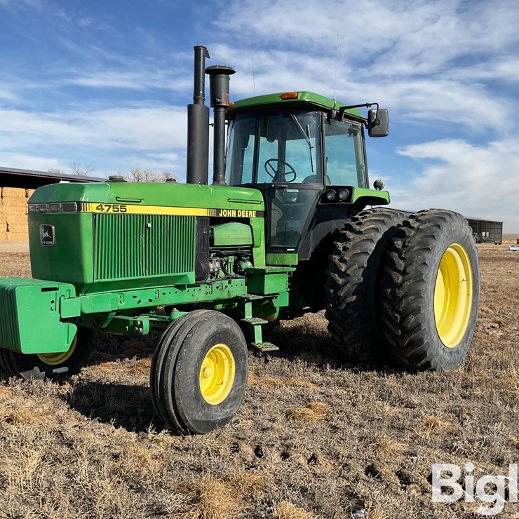 1989 JOHN DEERE 4755