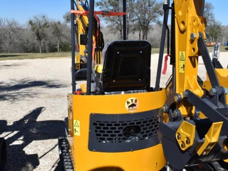 ats-rt12r-mini-excavator-(serial-#-25121607)-image-4