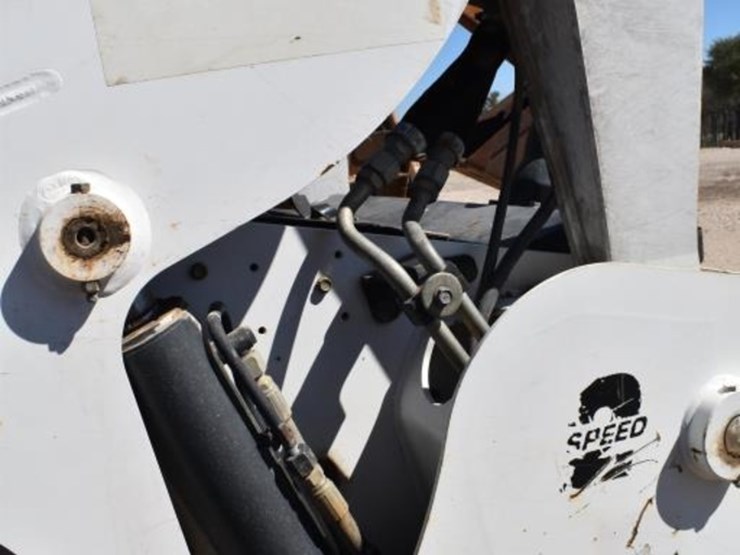 bobcat-t770-image-12