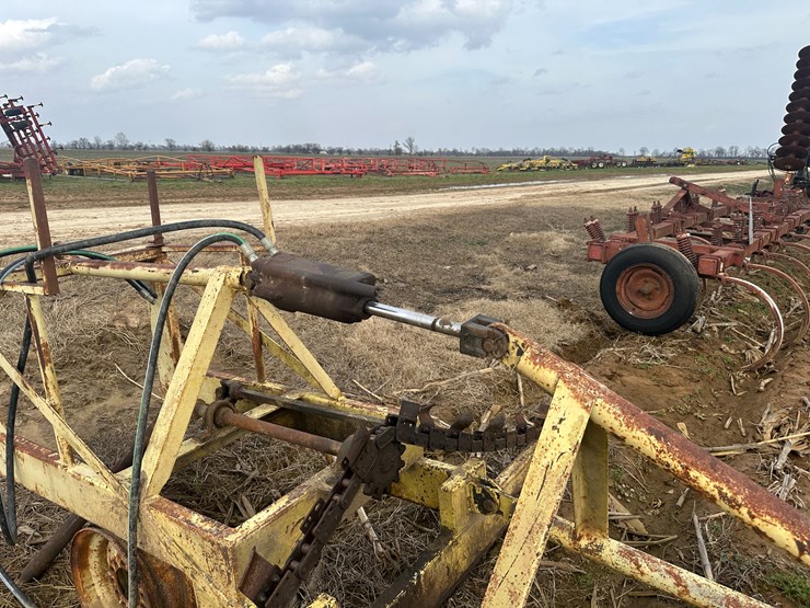 #38727-•-levee-trencher-image-7