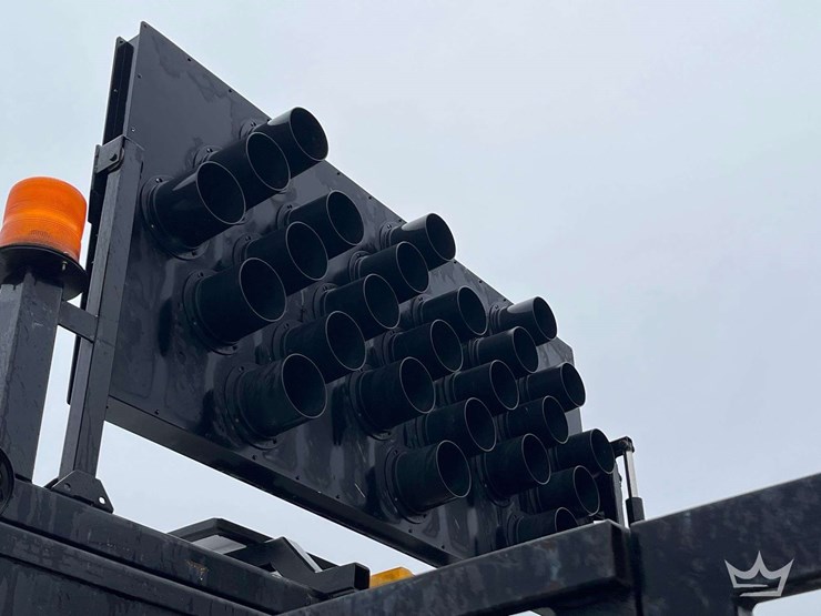 2002-kenworth-t300-image-26