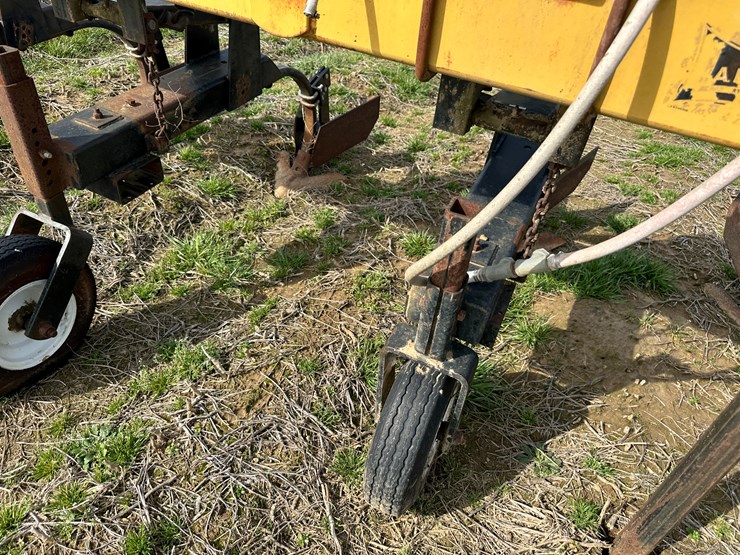 2000-landoll-2000-image-18