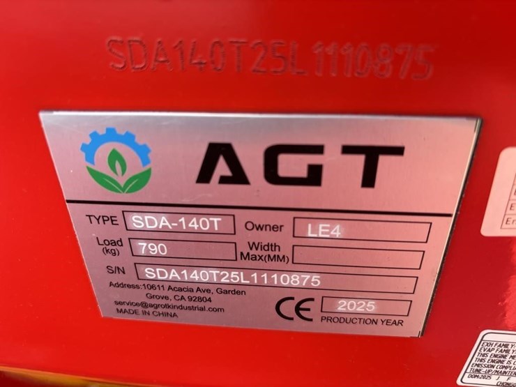 2026-agt-sda-140t-crawler-loader-image-8