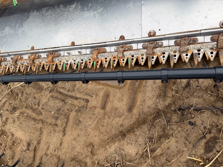 2012-john-deere-630f-image-26