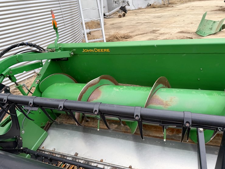 2012-john-deere-630f-image-33