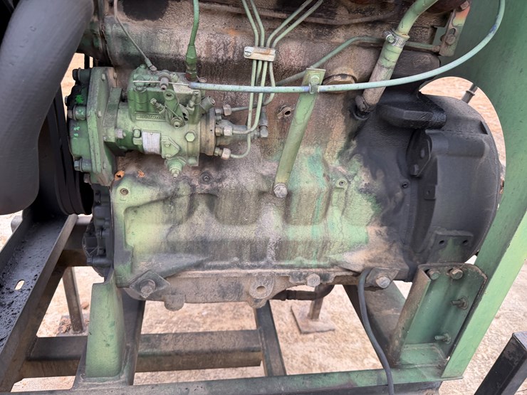 john-deere-4045t-image-19