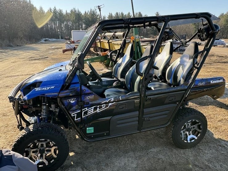 2021-kawasaki-teryx-4-utv-image-3
