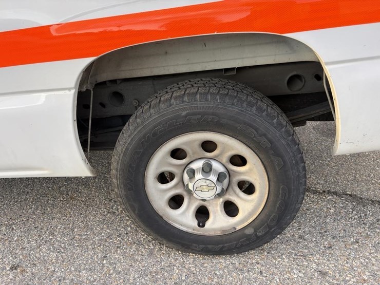 2006-chevrolet-1500-image-5