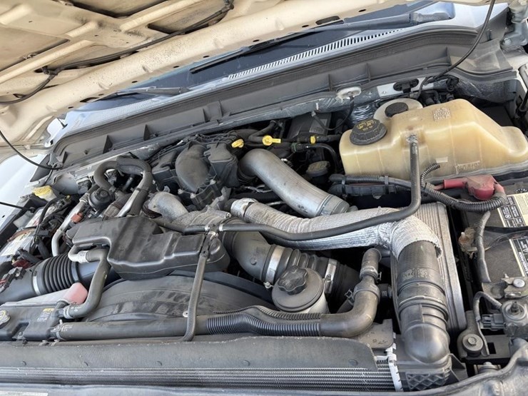 2012-ford-f550-image-6