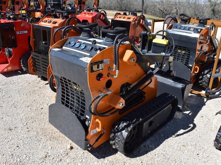 landhonor-lhr-me380xi-mini-skid-steer-(serial-#-2508166654)-image-4