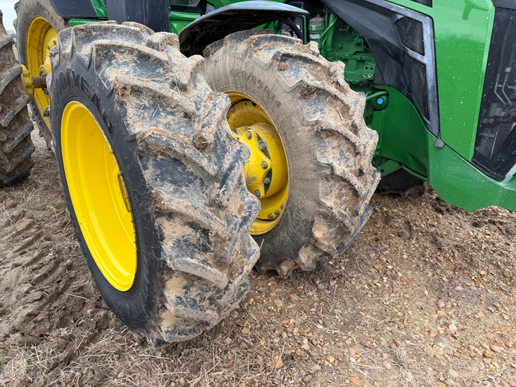 2022-john-deere-8r-280-image-9