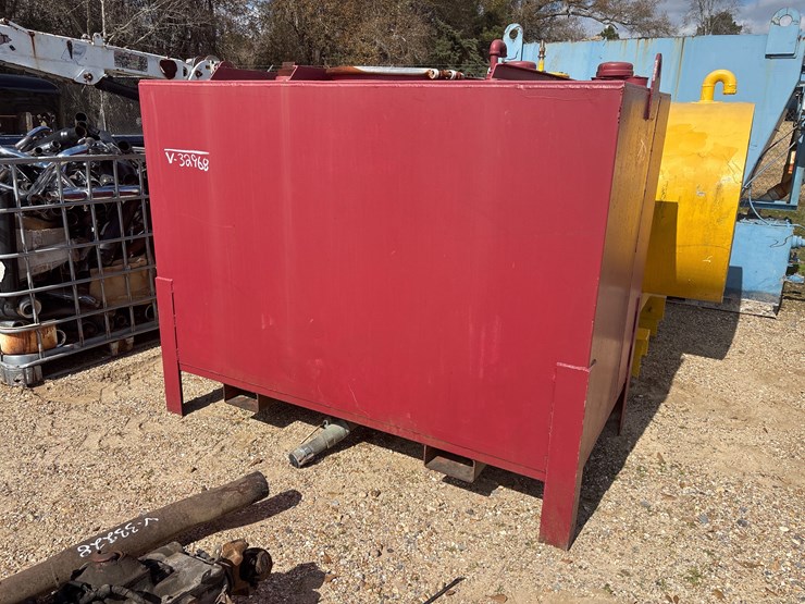 #1619-•-square-metal-tank-image-1