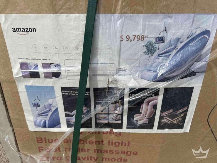 2025-irmc-8d-massage-chair-image-4