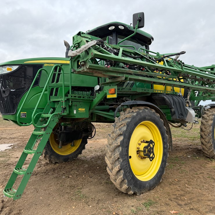 2015 JOHN DEERE R4030