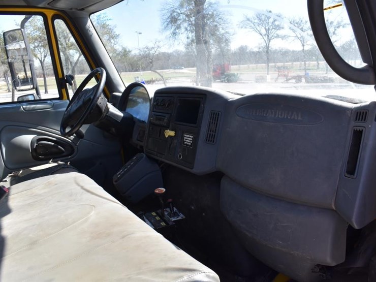 2008-case-ih-4300-image-11