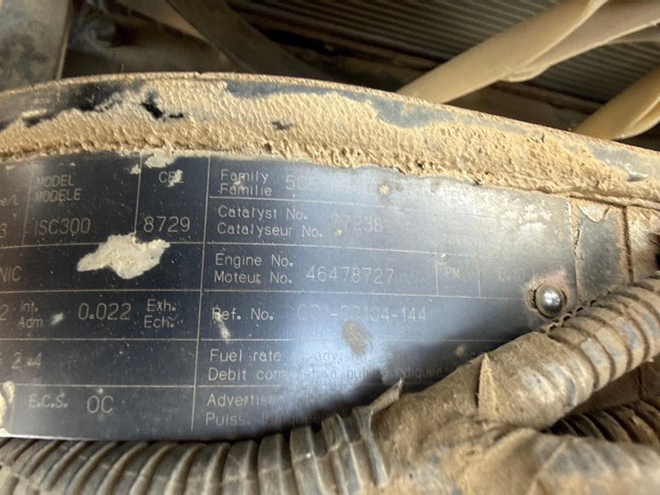 2005-sterling-lt8500-image-19