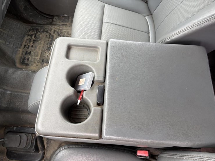 2013-ford-f250-image-17