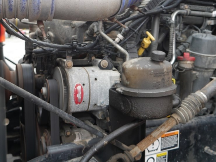 2016-kenworth-t680-image-5