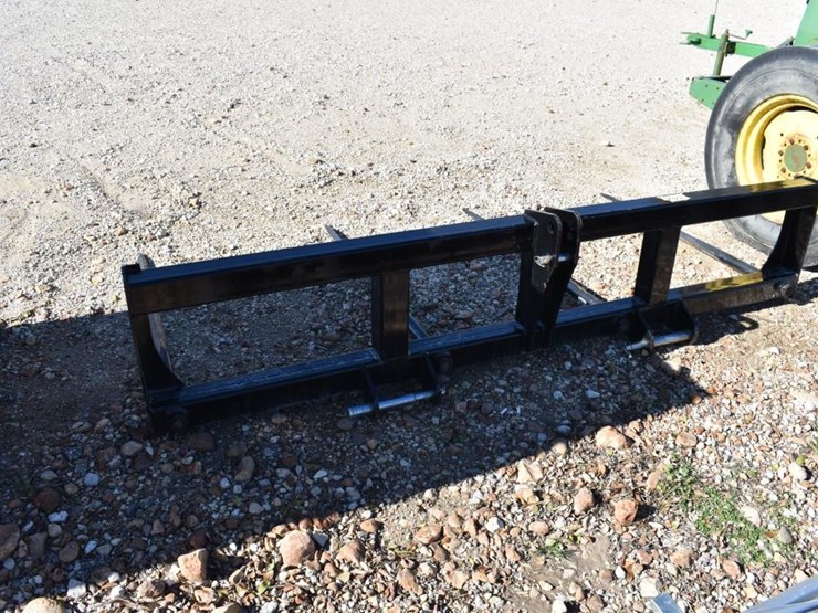 4-spear-hay-spear-3pt-image-2