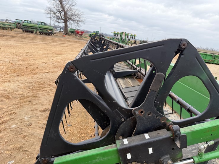 2004-john-deere-925d-image-25